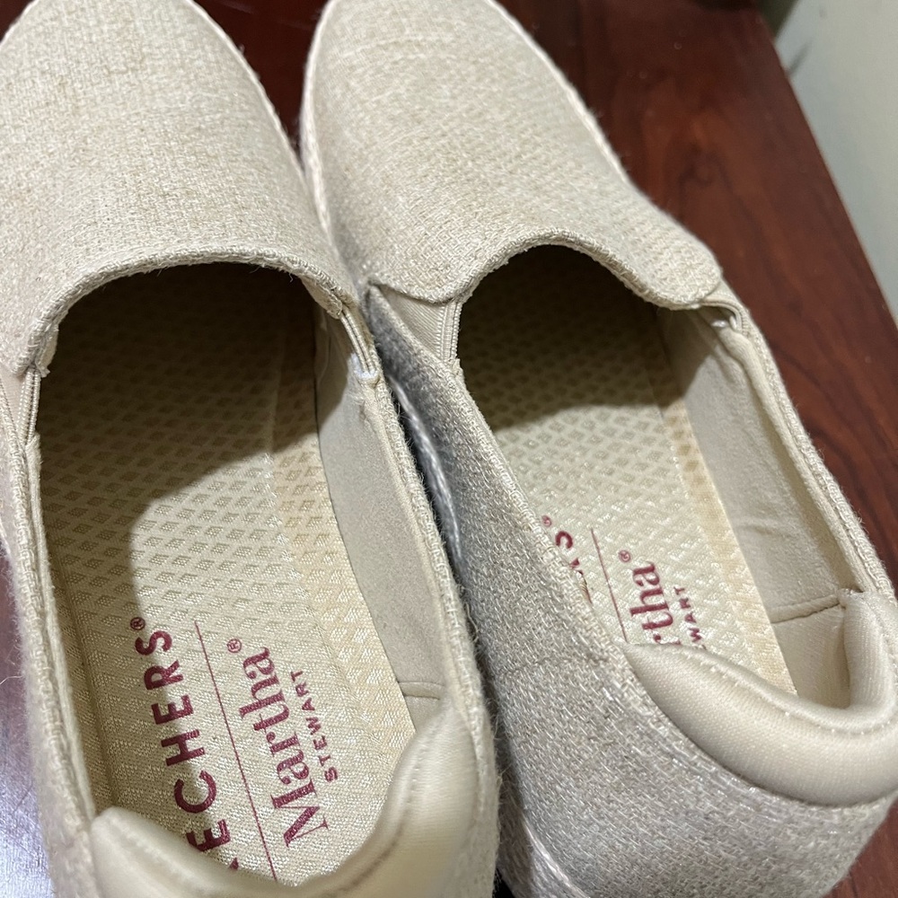 Skechers Martha Stewart Cream Textured Slip-On Shoes - Picture 9 of 10